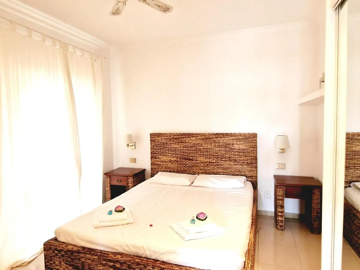 Golf Park , 1 Bedroom Pool View San Miguel de Abona Vakantiehuis